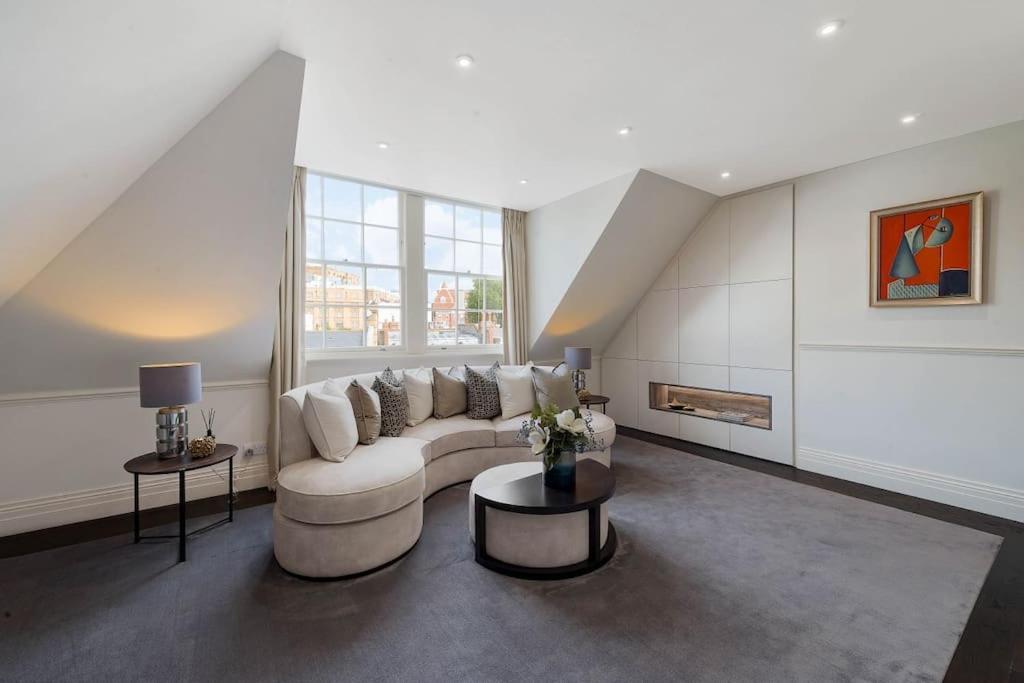 Wonderful Knightsbridge Apartment By Harrods Λονδίνο Εξωτερικό φωτογραφία